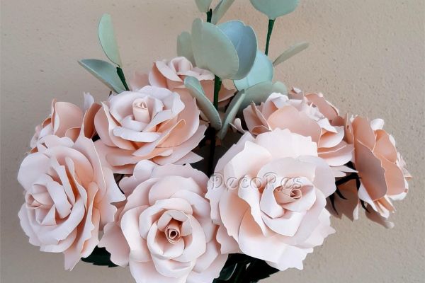 rose-e-eucalipto05AA2492-C99B-C244-5670-C8FBC2035DD9.jpg