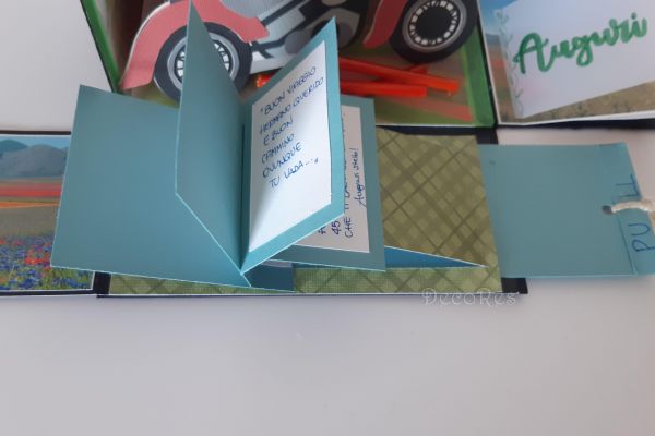 compleanno-explosionbox-cassetta-attrezzi-interno-flipflapcard75C4DE7D-458E-904C-E944-71C12125F1AF.jpg